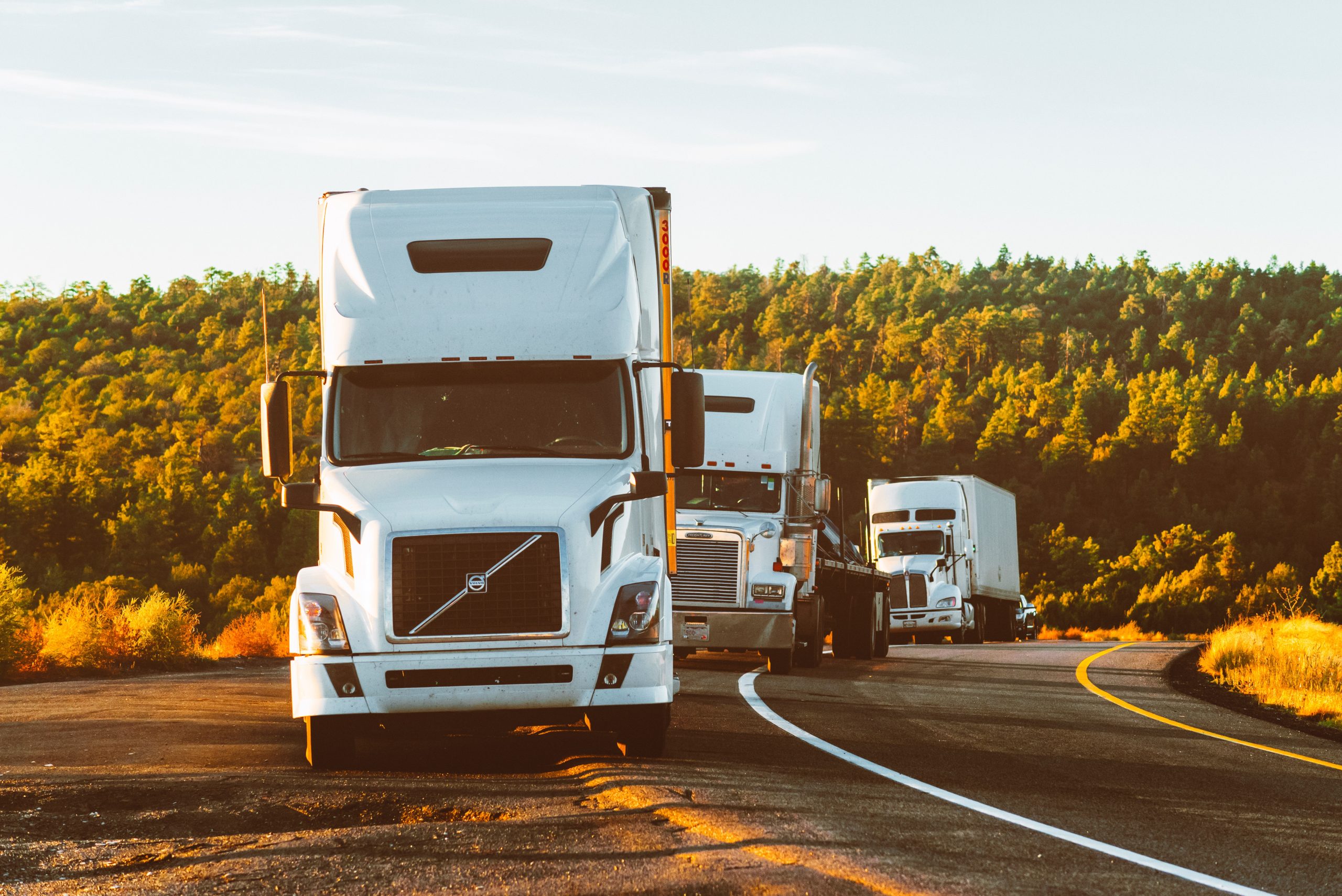 fleet of trucks outfitted with gps fleet tracking devices