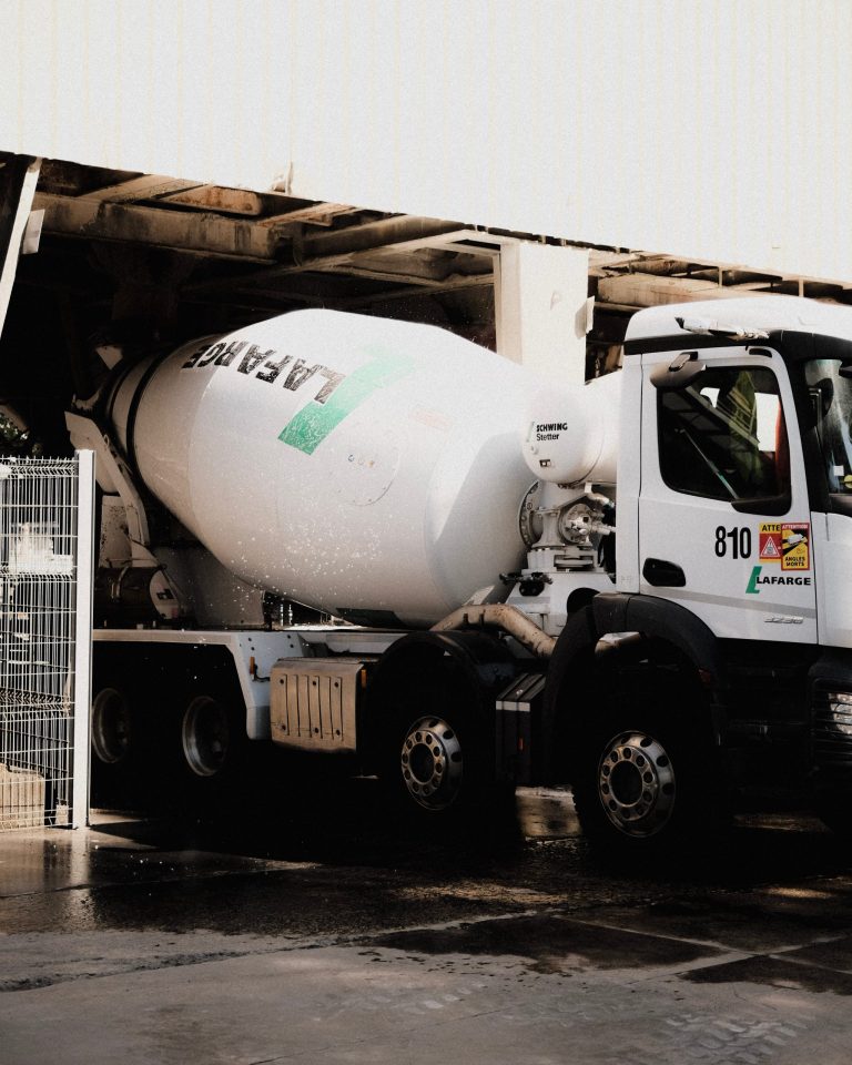 Unlocking Operational Excellence: Integrating GPS Fleet Tracking with Concrete Management Software