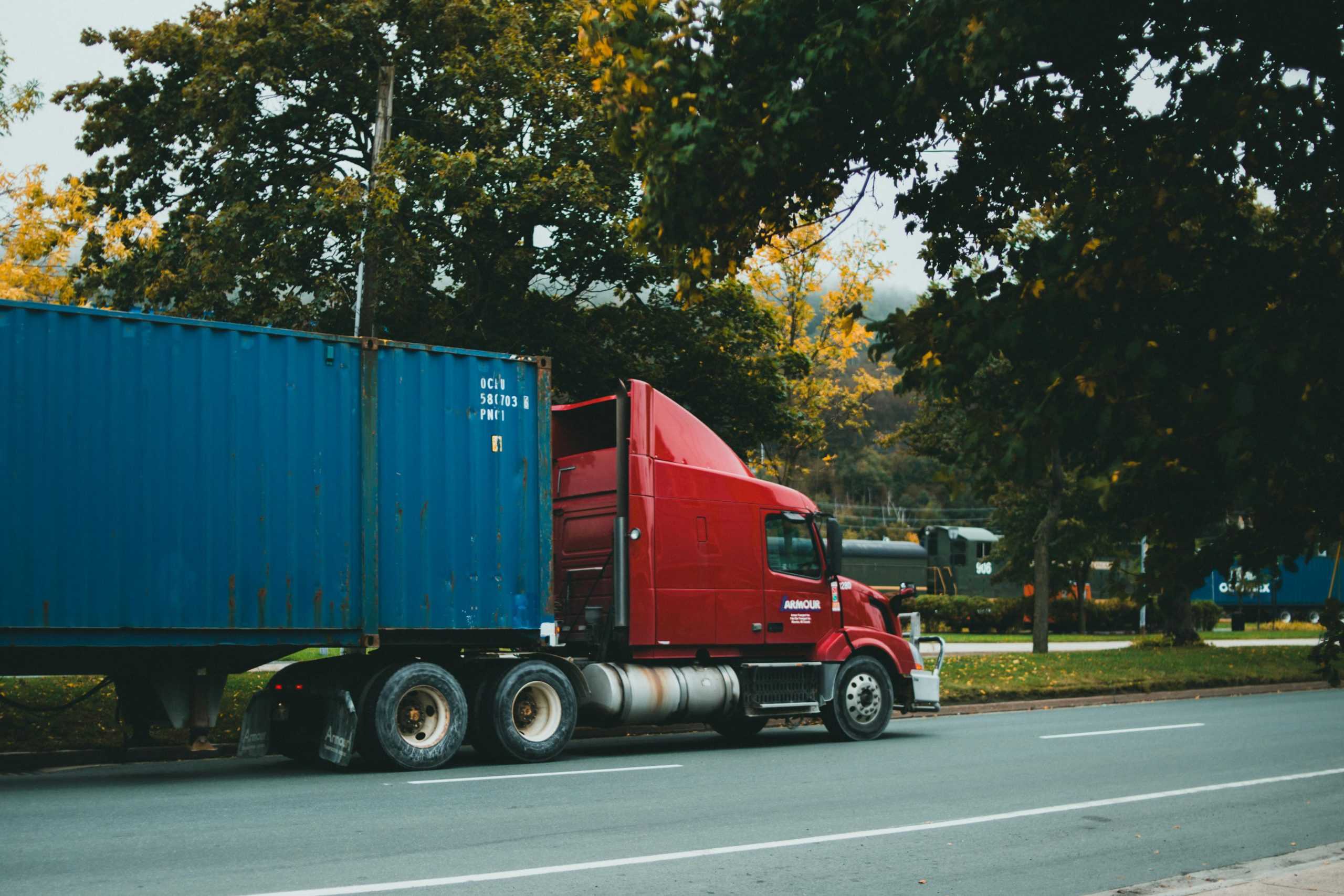 truck with cargo with gps trailer tracking installed