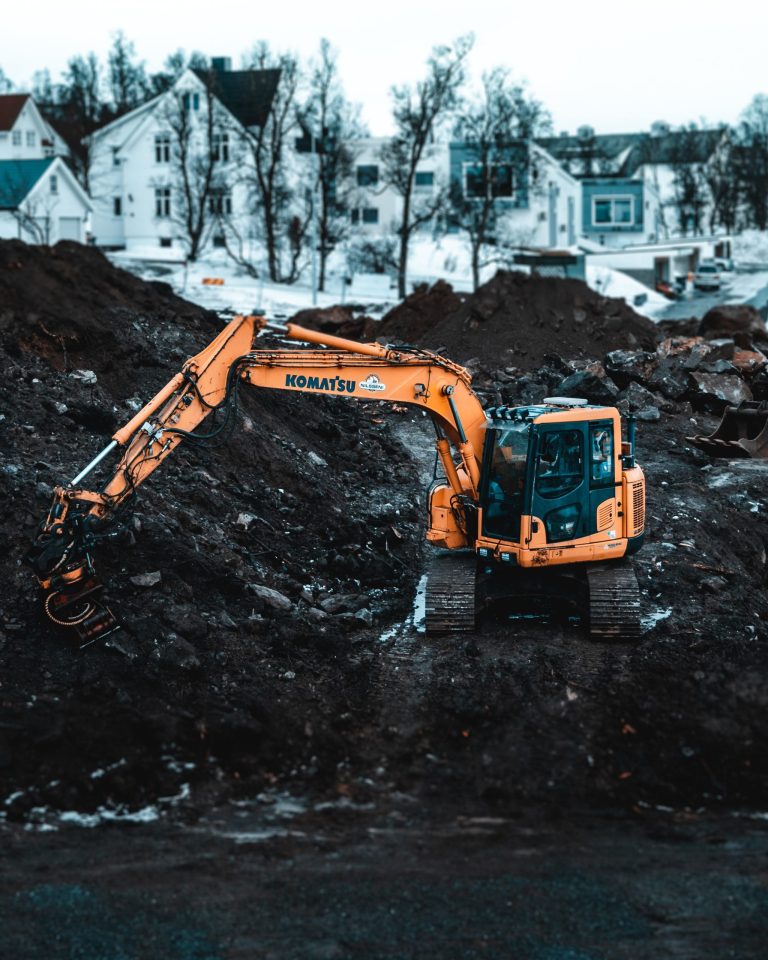 GPS Tracking for Heavy Equipment: Navigating Efficiency and Security