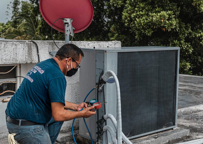 How GPS Helps HVAC Companies Meet Emergency Response Time Guarantees